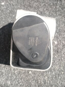 škrtiaca klapka 1,4 16v nova - 3