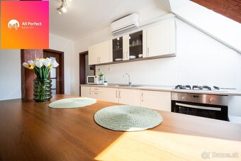 ŠTÝLOVÝ PODKROVNÝ 2-IZBOVÝ BYT V CENTRE NITRY – ŠTÚROVA ULIC - 3