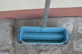 predam posypaci/posypovy vozik GARDENA, - 3