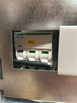 Rozvádzač elektriny, na prípojku, domový rozvádzač - 3