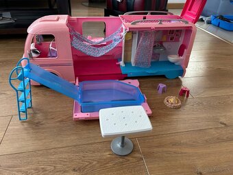 Barbie karavan - 3