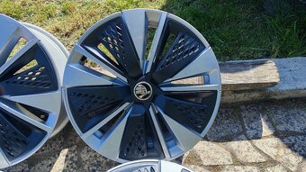 5x112 R17 --- ŠKODA KAROQ - 3