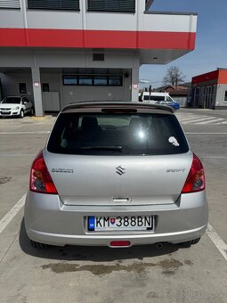 Suzuki Swift - 3