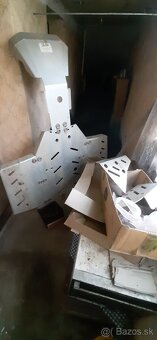 Kryt podvozku CF moto x450A/x520A - 3