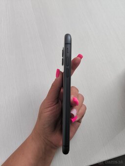 Iphone 11, 64 GB Black - 3