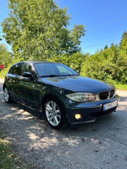 BMW 120i hatchback - 3