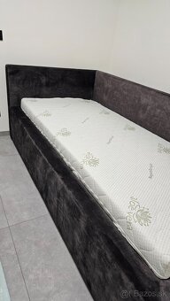 Kvalitná posteľ s úložným priestorom - 3
