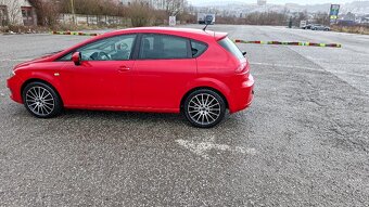 Seat Leon 1,6 benzín + plyn, r.v. 2010, 75kw, nájazd 195 000 - 3