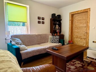 Predám kompletne zrekonštruovaný rodinný dom v obci Beňuš - 3