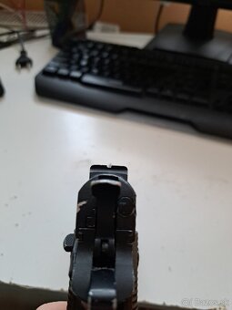 Predám airsoft pištol M1911 co2 blowback - 3