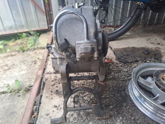 Motor 80 - 3