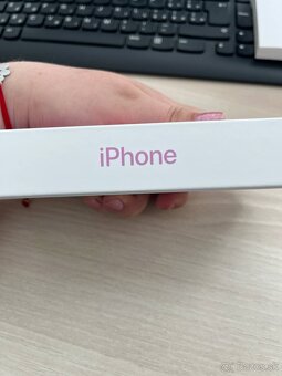 iPhone 16 - 3
