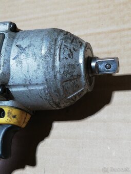 Dewalt 18V razovy utahovak 950Nm - 3