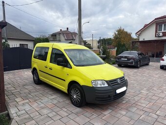 Predám VW Caddy 1.9TDi 265 000km - 3