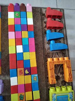 Stavebnica pre najmenších Mega Bloks - 137 ks - 3