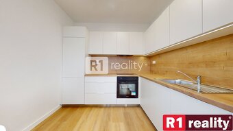 Jedinečný 2 izbový byt 53,2 m2 +2 x balkón, parking, Piešťan - 3