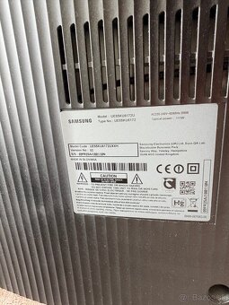 Predám Samsung TV 55" UHD 4K Zakrivená Smart TV UE55KU6172 - 3