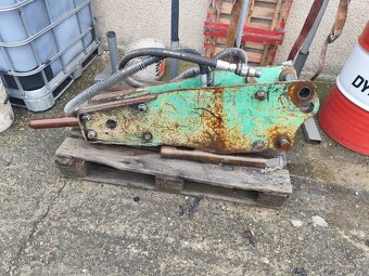 Buracie kladivo na bager, traktorbager. - 3