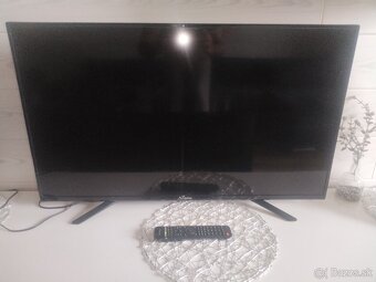 Televízor značka Strong - 3