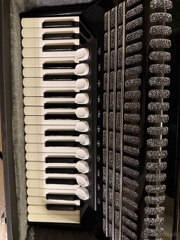 Akordeón Walther Corsar 4 hlas - 3