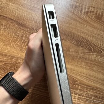 Apple MacBook Air - 3