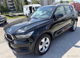Volvo XC40 B4 Momentum Pro AWD A/T🔥 - 3