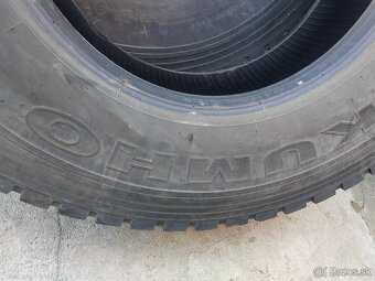 315/80 R22,5 KUMHO KRD2 - 3
