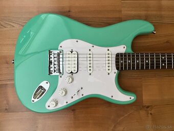 Predám gitaru Squier Bullet Stratocaster HT HSS - 3