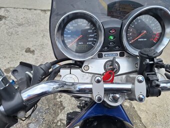 Suzuki Bandit 600 - 3