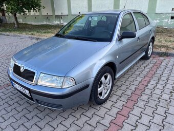 Škoda Octavia 1.6i TOUR naj.150tis km - 3