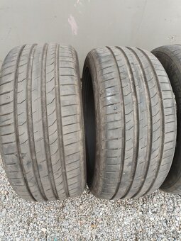 Predám pneumatiky letné 235/45 r17 - 3