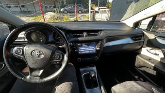 Vymením Toyota avensis 2017 výmena za benzín - 3