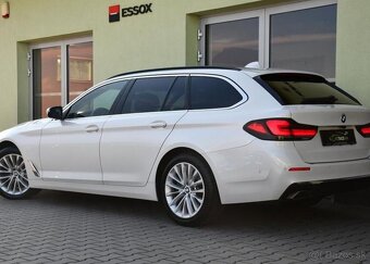 BMW Řada 5 530d xD LUXURY HUD MASAŽ TAŽNÉ 210 kw - 3