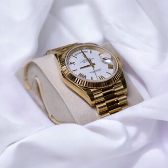 Rolex Day-Date Yellow Gold White Dial - 3