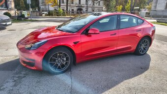 Tesla 3 Long Range Refresh 11.2021 - 3