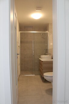 Prenajmem komplet zariadený 1-izbový byt s balkónom - 3