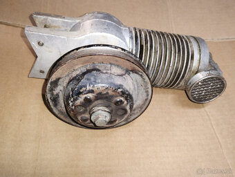 Škoda Octavia,1000 MB:prídavný kompresor na fúkanie pneu - 3