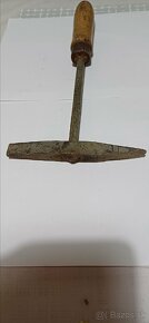 Kladivo zváračské - 3