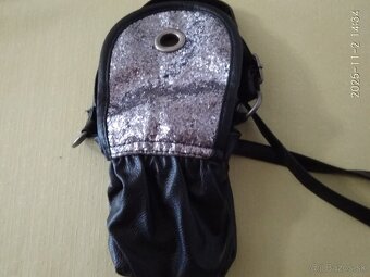 Malá černá crossbody kabelka - 3