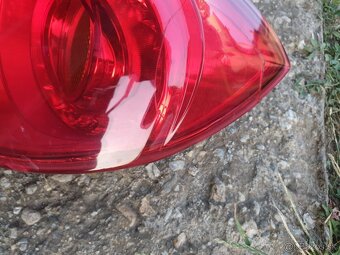 Predam rozne zadne svetla - 3