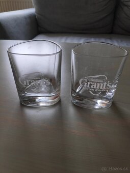 Poháre - 1, pijačka - 3