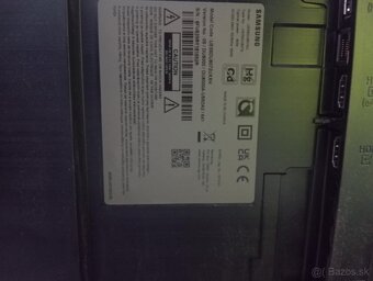 Samsung DU8000 55” - 3