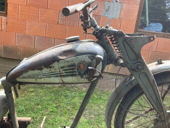 predvojnová motorka victoria werke - 3