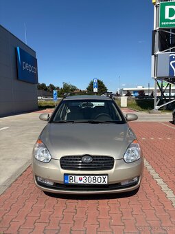 Hyundai Accent 1.5crdi - 3