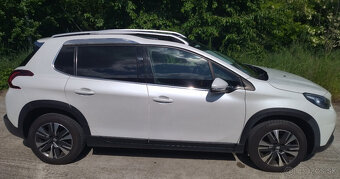 Peugeot 2008 1.6 BlueHDi 100 Allure - 3