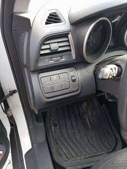 SSANGYONG XLV 1,6i 2WD Automat PREDÁM - 3