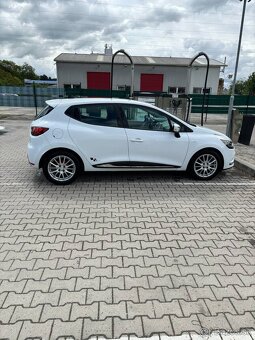 Predám Renault clio IV, 1,2 -54kw r.v.2017 - 3