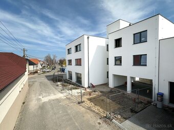 Novovybudovaný bytový dom s bytmi a polyfunkciou na predaj - 3