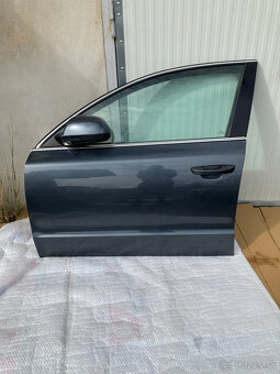 predni dvere skoda superb 2 II leve levy ridice - 3