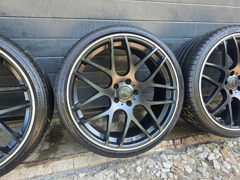 Letná Sada LXM-1 20" Kia Stinger 5x114,3 225/35 a 255/30 R2 - 3